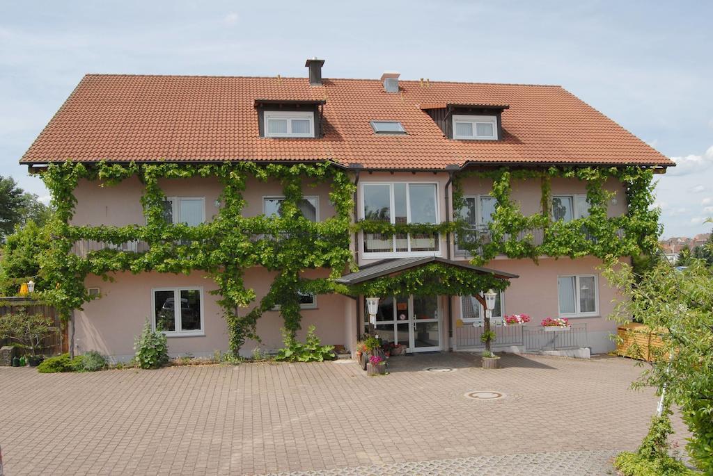 Gaestehaus Kleine Kalmit Ландау Екстер'єр фото