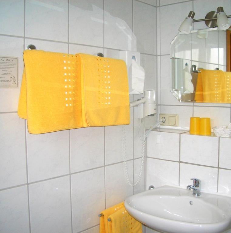 Gaestehaus Kleine Kalmit Ландау Номер фото