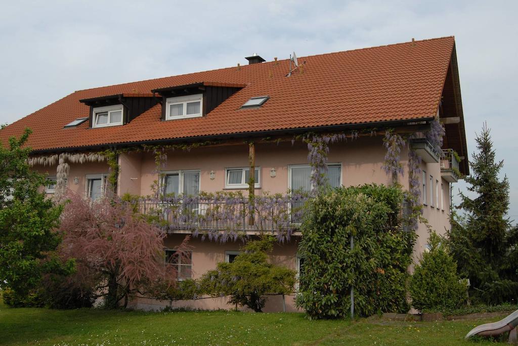 Gaestehaus Kleine Kalmit Ландау Екстер'єр фото